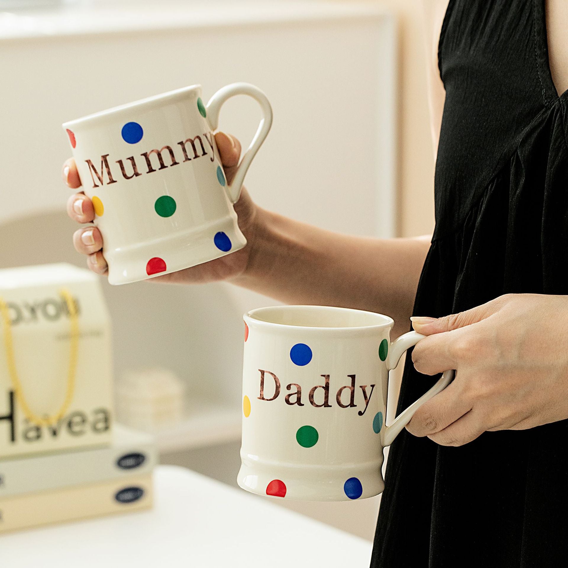 Polka dot cute and refreshing family birthday ceramic mug